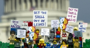 Greenpeace Lego Shell Capitol Hill